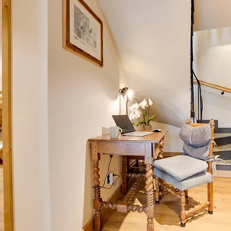 Ciscana Montblanc Chalet *