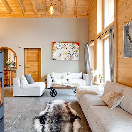 Ciscana Montblanc Chalet *